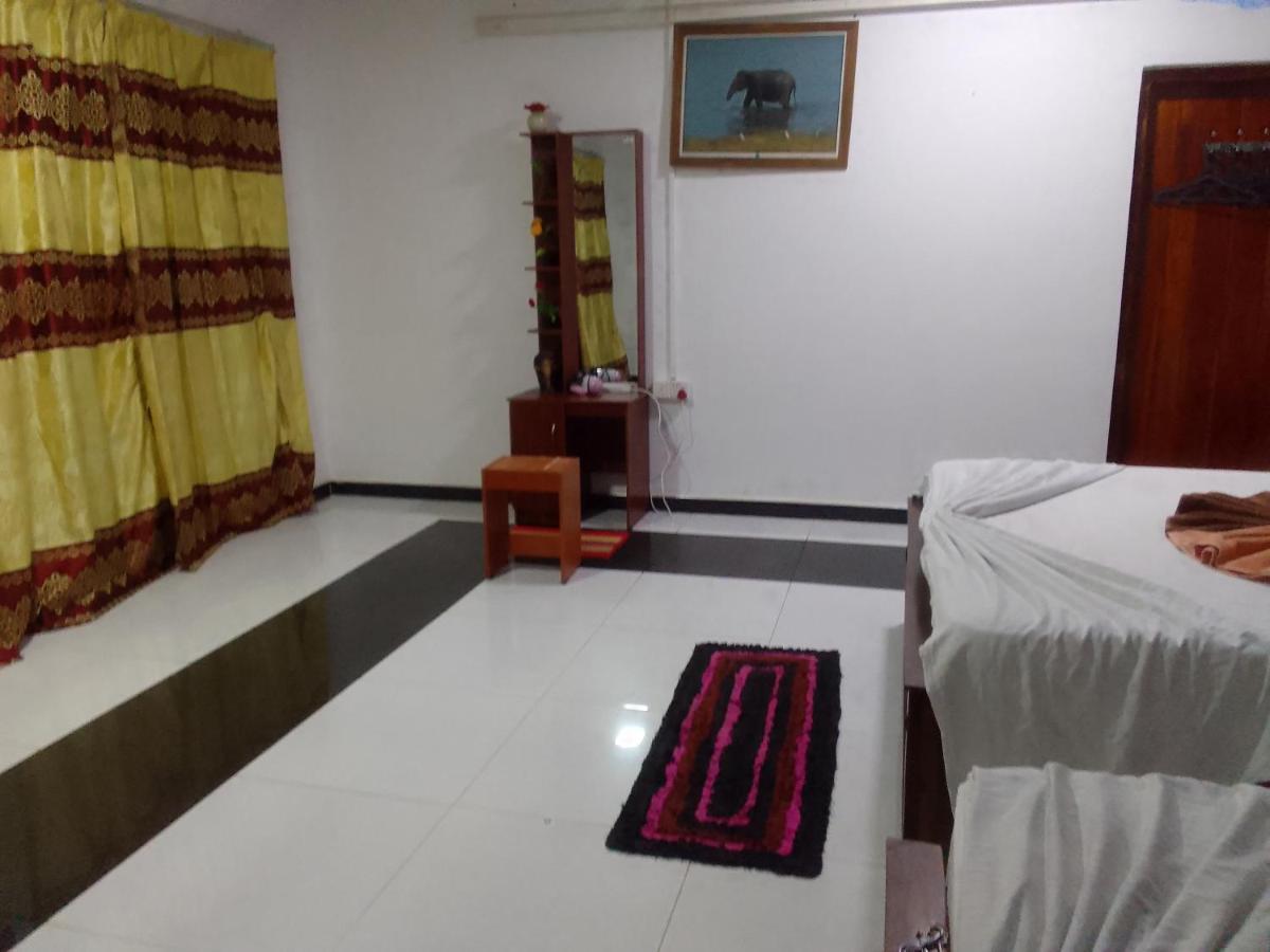 Sigiriya Village Home Stay & Private Room エクステリア 写真